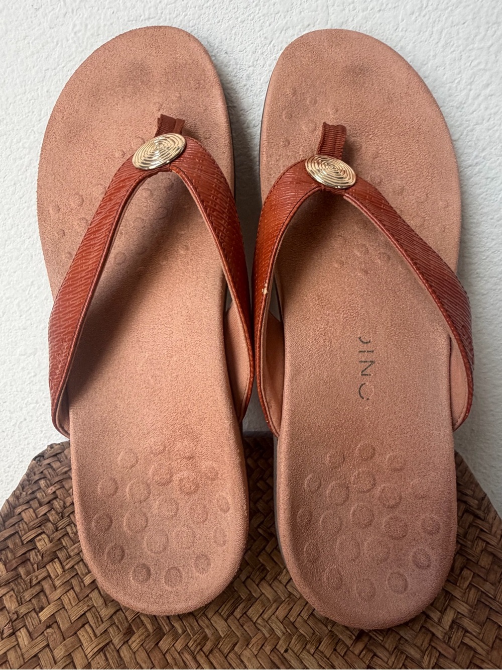 Vionic Women’s Brown Tan Thong Sandals with Gold Accent